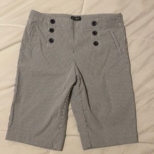 Cute knee length shorts